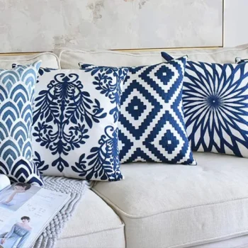 Custom Soft Touch Peach Skin Fabric Throw Pillow Cases for Sofa