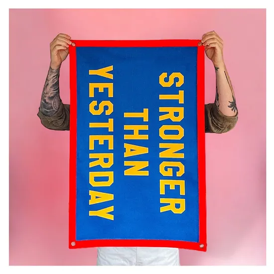 Decoration-Design-Durable-Accept-Custom-High-Quality-Outdoor-Indoor-Design-Pattern-Wholesale-Felt-Triangle-Pennant-Flag