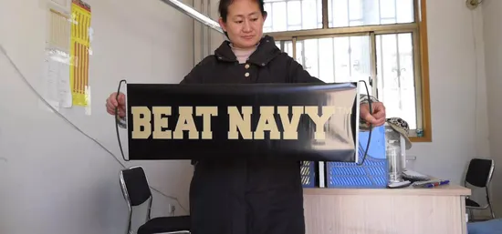 Wholesale-Custom-Design-Football-Fans-Hand-Held-Scrolling-Banner-Business-Wedding